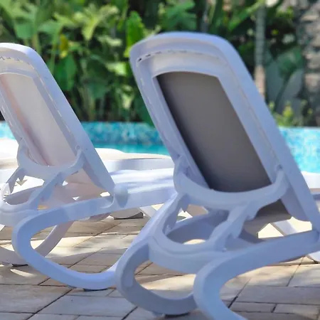 Ara Comfort Aparthotel 3*