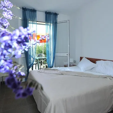 Aparthotel Ara Comfort 3*