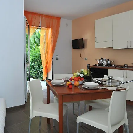 Aparthotel Ara Comfort 3*