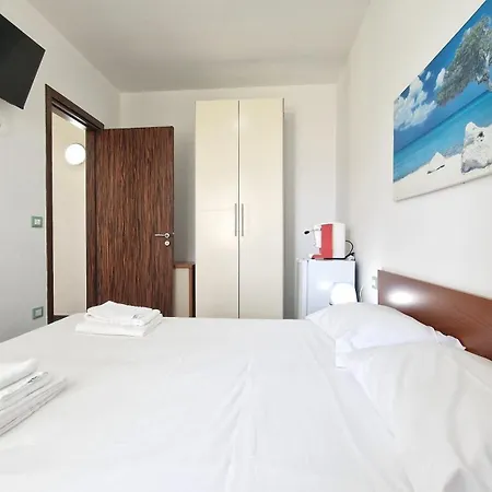 Ara Comfort Aparthotel