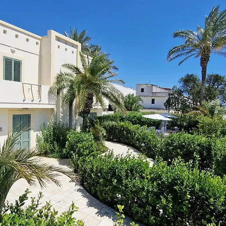Ara Comfort Aparthotel Torre San Giovanni Ugento